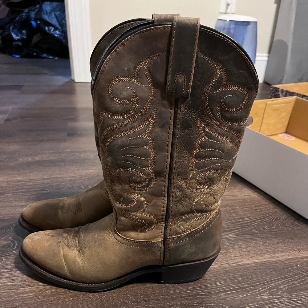 Brand new Laredo cowgirl boots with original box.
